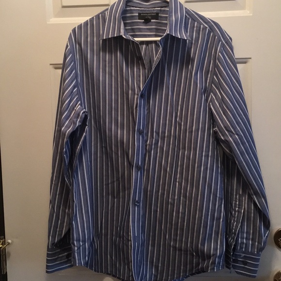 3/$20 Banana Republic Men’s Striped Dress Shirt - Picture 1 of 3